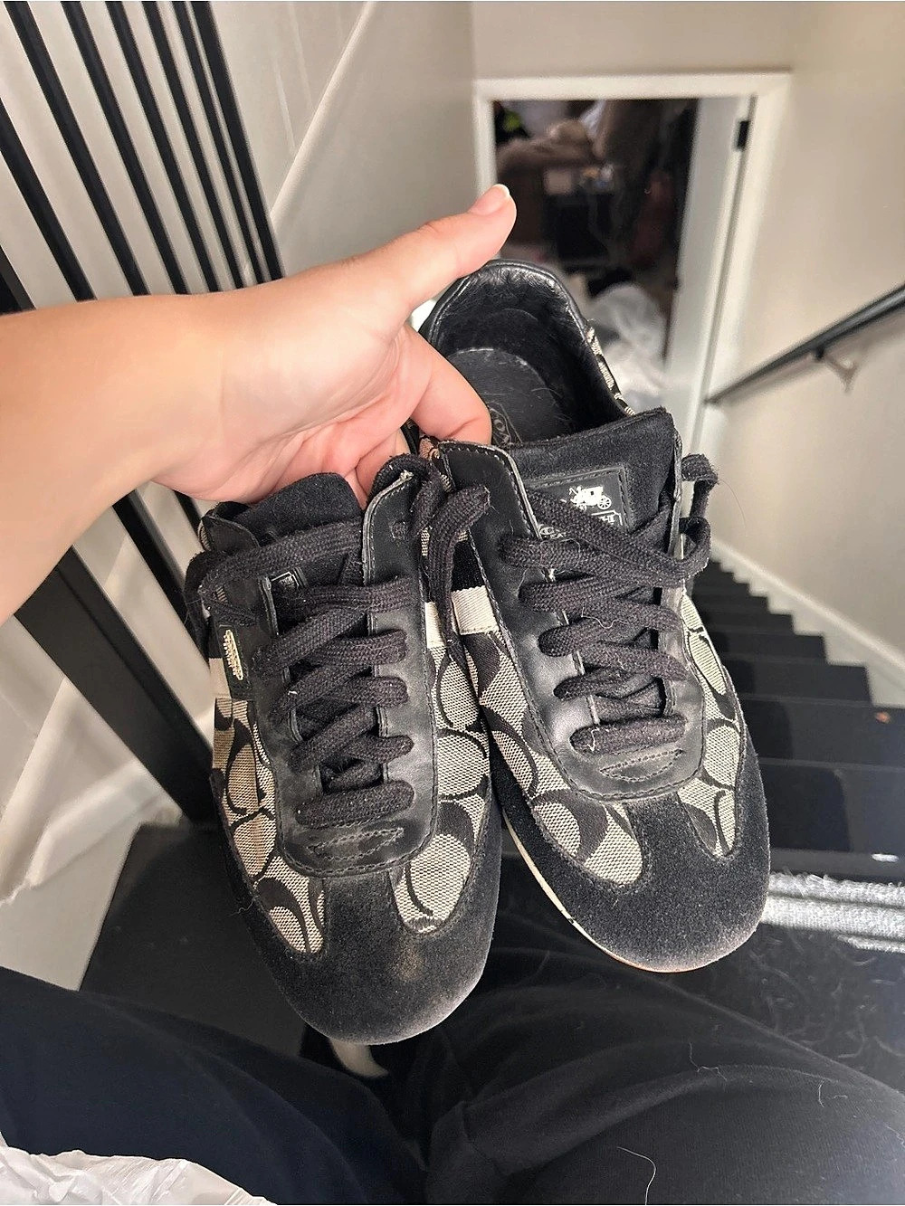 Coach Kelson Signature Suede Sneaker Women's Logo Pattern Sneakers Black & Tan